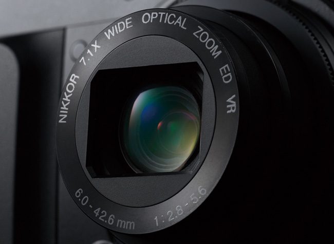 Nikon P7000