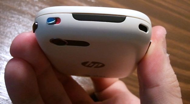 HP Veer white top