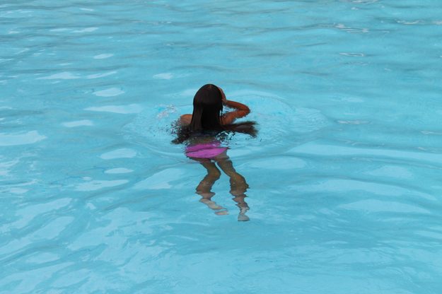 Canon EOS Rebel T3 sample photo: Swimmer