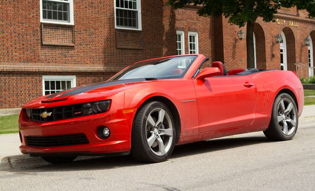 2011 Chevrolet Camaro SS Convertible front angle