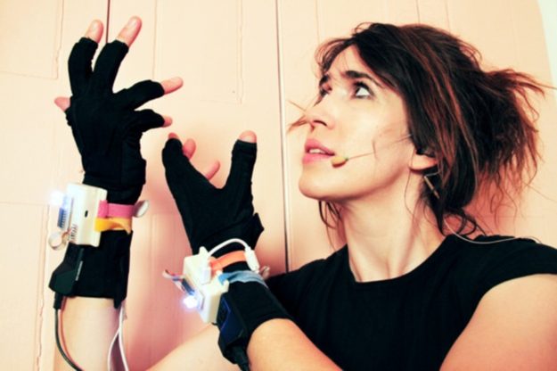 imogen-heap-music-gloves