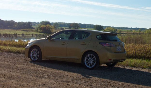 2011-lexus-ct-200h-rear-side