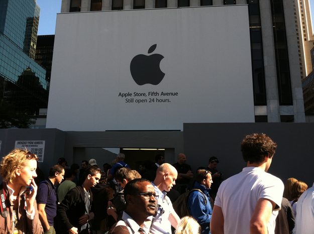 Apple-Store-Jobs-2