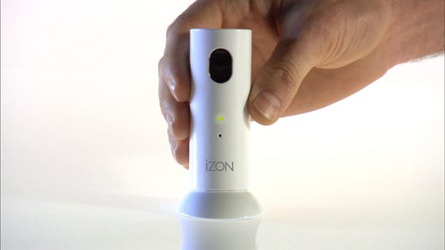 iZON-with-hand-1400x788