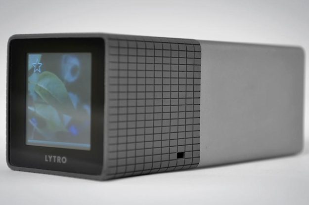 lytro camera review silver rear lcd touchscreen