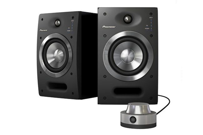 pioneer-s-dj05-black-speakers-controller
