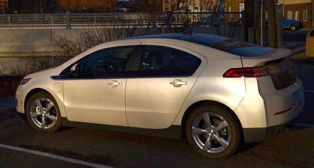 2012-Chevy-Volt-Side-Angle