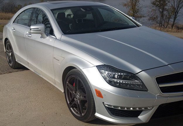 2012-Mercedes-Benz-CLS-63-AMG-Angle-Head-Lights