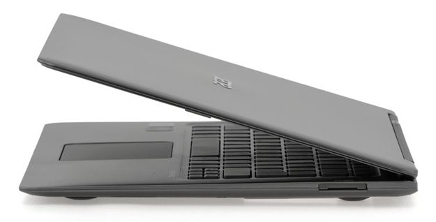 Acer-Aspire-S3-side-lid-open