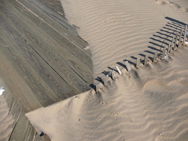 JVC-GC-PX10-beach-sample-picture