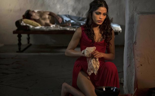 immortals-review-Freida-Pinto