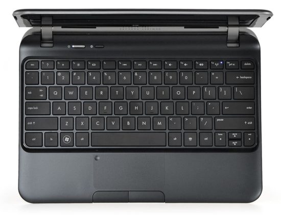 HP-Pavilion-dm1z-review-silver-keyboard