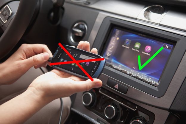 driver-no-phone-yes-giant-car-screen
