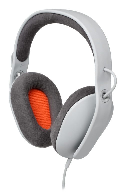 incase-sonic-review-front-angle