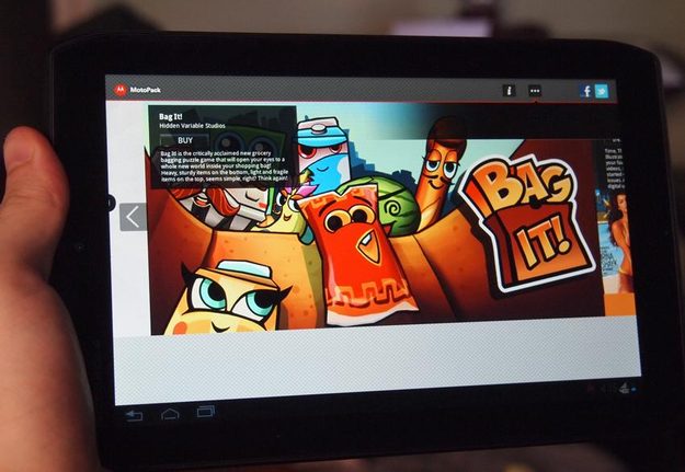 motorola-xyboard-8.2-review-motopack