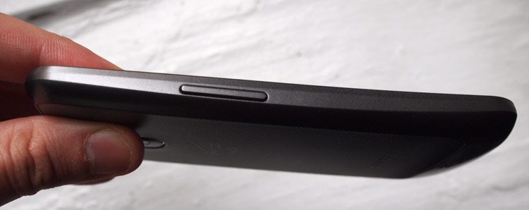 samsung-galaxy-nexus-review-side