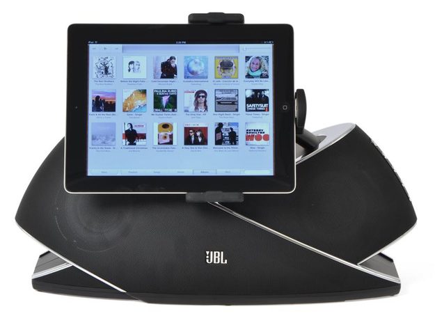JBL-OnBeat-Xtreme-review-front-ipad