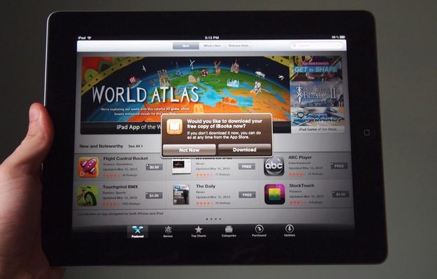 apple-ipad-2012-review-ios-world-atlas
