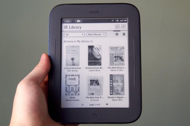 Barnes Noble Nook Simple Touch with GlowLight library