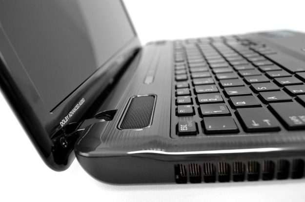 Toshiba Satellite P755 review speaker