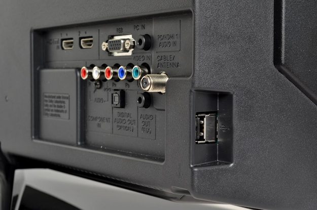 Sony Bravia KDL 32BX330 Review inputs