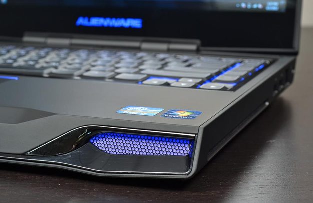 alienware m14x review laptop front lighting gaming laptop