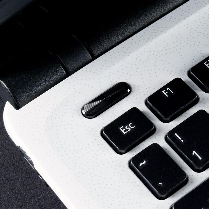 Acer Aspire E1 power button