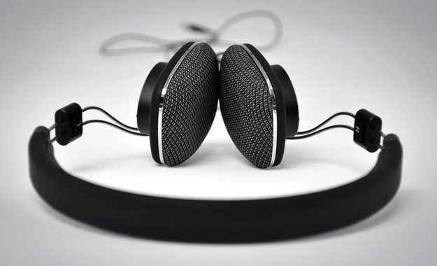 Bowers Wilkins P3 Review headphones headband over the ear