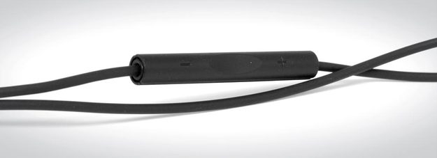 Bowers Wilkins P3 Review headphones remote remote control