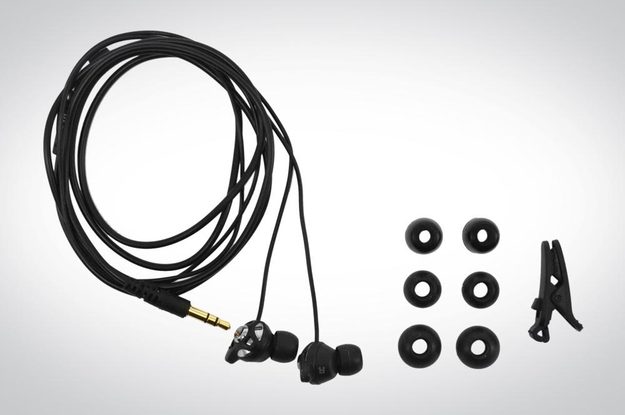 JVC HA FX40 review headphones accessories earbud sizes cable clip