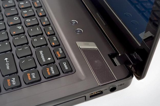 Lenovo IdeaPad Y480 windows laptop built in JBL speakers