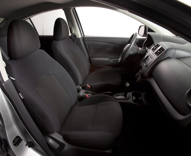 2012 nissan versan review subcompact car interior front