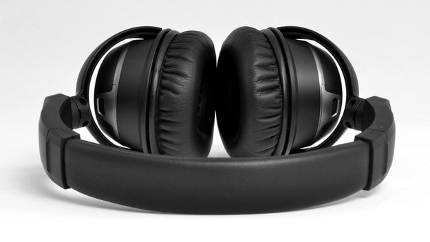 Audio Technica ATH ANC9 Review top headband over the ear headphones
