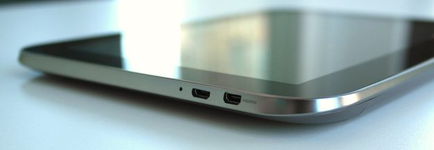 Lenovo Ideapad A2109 review ports