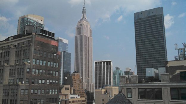 Motorola Photon Q 4G LTE Review camera sample empire state building android slider phone