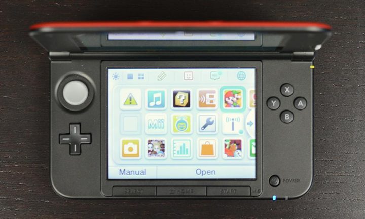 Nintendo 3DS XL Review lower screen buttons handheld gaming system