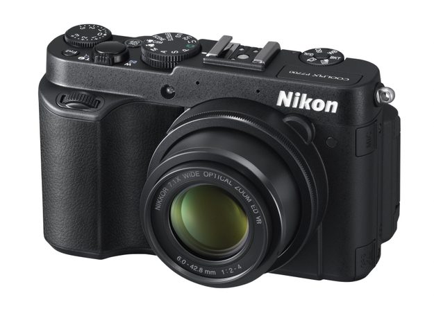 nikon coolpix p7700 