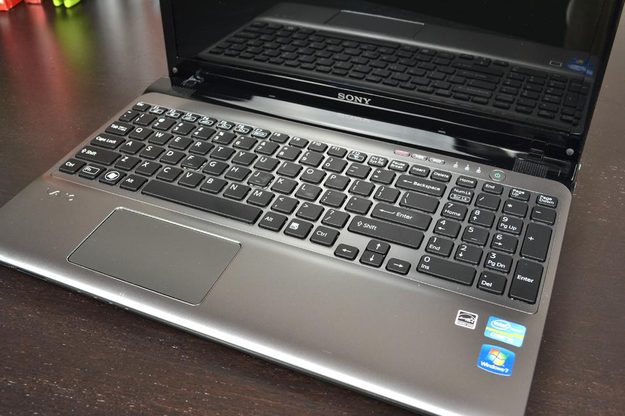 Sony Vaio E Series Review laptop keyboard touchpad windows notebook