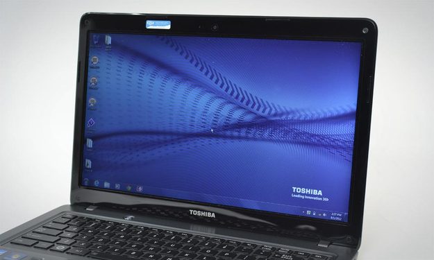 Toshiba Satellite U840 Ultrabook Review screen laptop