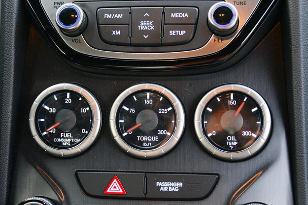 2013 Hyundai Genesis Coupe gadges