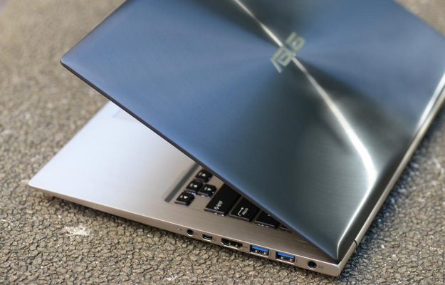 Asus Zenbook Prime UX32VD review right side ports