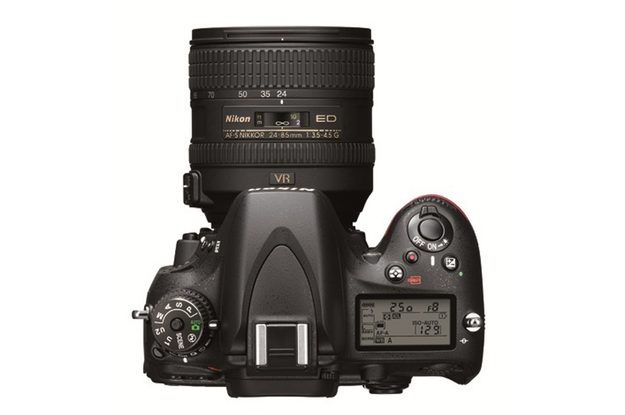 Nikon D600 review top dslr