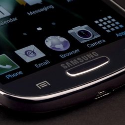 Samsung Galaxy Express review bottom angle