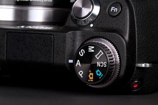 Sony NEX 6 Review dial