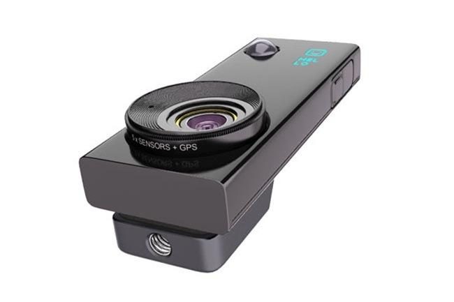 autographer the intelligent wearable camera that snaps photos for you mount adapter 1