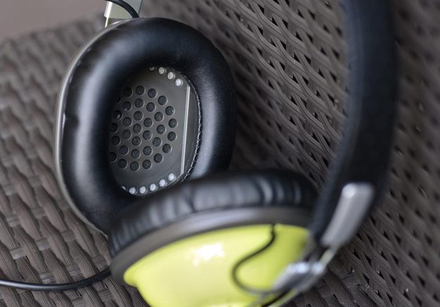 panasonic rp htx7 earcup over the ear headphones
