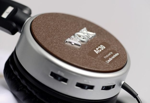 vox aphn ac 30 review headphones enclosure over the ear headphones