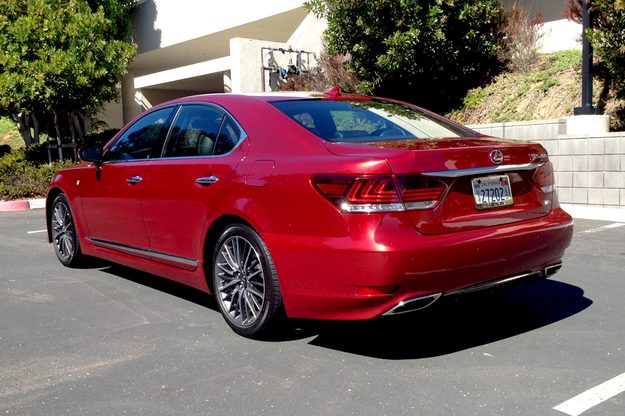 2013 Lexus LS 460 F Sport back right angle