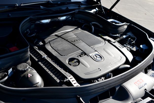 2013 Mercedes GLK350 exterior engine