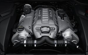2013 Porsche Cayenne Turbo S engine